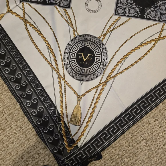 Square Polyester-Style Scarf in White, Black & Gold - Picture 2 of 3